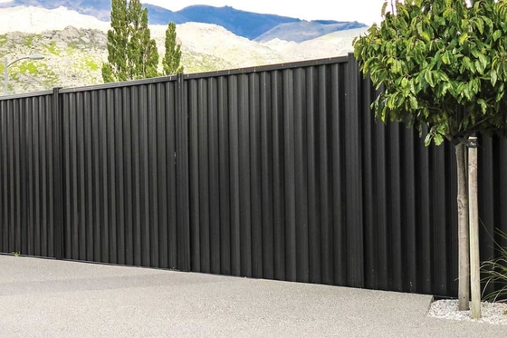 Outdoor Decorative Yard Aluminum Vertical Tube Fence with Solid Black Powder Coating