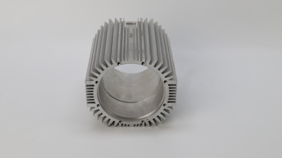 Silver Anodized Aluminium Extrusion Profiles for Motor Housing in Customized Size