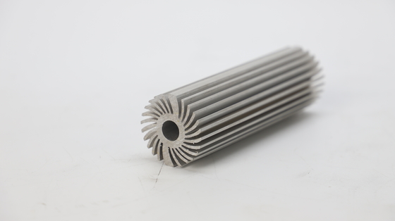 Silver Anodized Aluminium Extrusion Profiles for Customized Size Radiator Sheet Aluminum