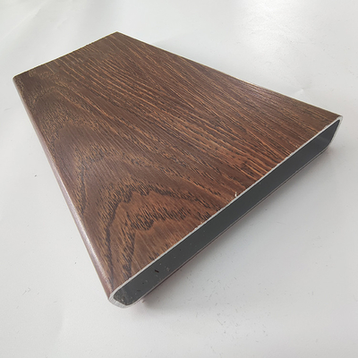 5.8-6.0M Length 3D Wood Grain Aluminium Extrusion Profiles for Windows Doors Pergola Floor