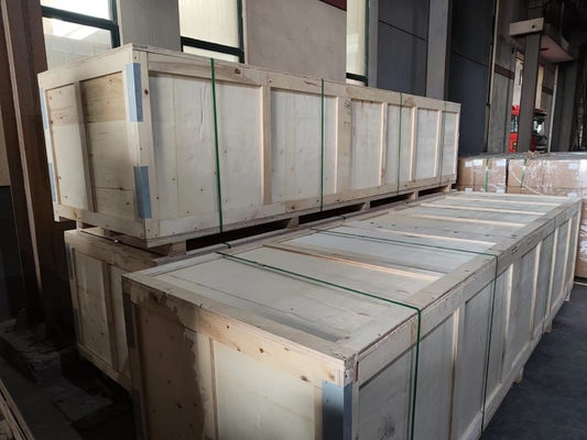 Aluminum Slats with Wood Effect Paint Perfect Combination of Strength and Style