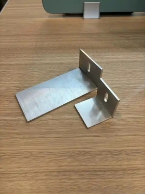 Aluminum L Shape Solar Panel Mounting Brackets 80x40x40mm for Outdoor Applications