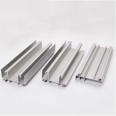 Welding Processing Service Square Aluminum Profiles for Doors and Windows in Cameroon