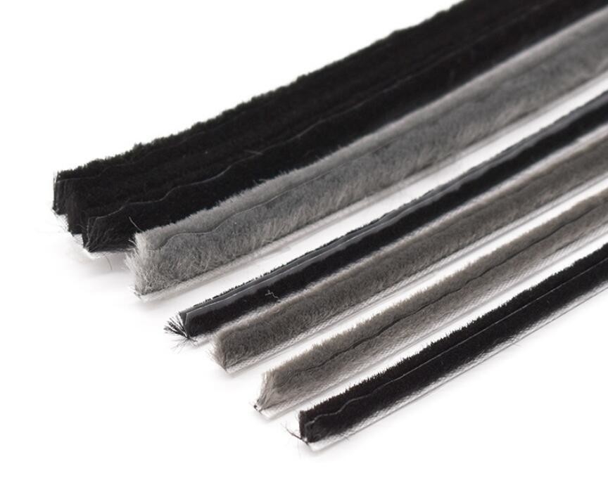 Black Water Proof Weather Stripping Brush for Sliding Windows and Doors ISO9001 Certified