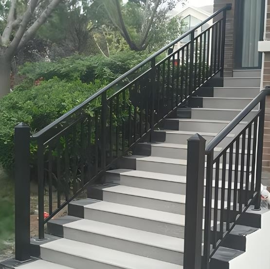 Horizontal Garden Fence Privacy Aluminum Slat Panels with Black Powder Coating Dorado